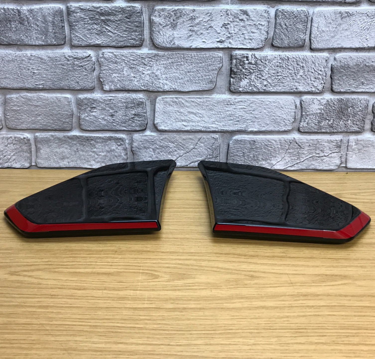 GENUINE MINI F66 F67 JCW Side Sill Winglets 51775B3A2D7, 51775B3A2D8. PAIR. 39D