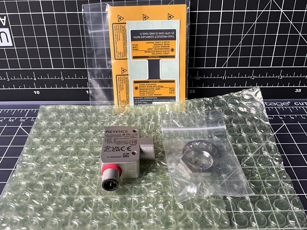 Keyence LR-ZH490CB Distance laser sensor