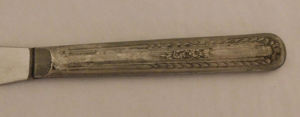 1 Dinner Knife - Silver Plate - Flower Pattern - Worn Plating  #P193