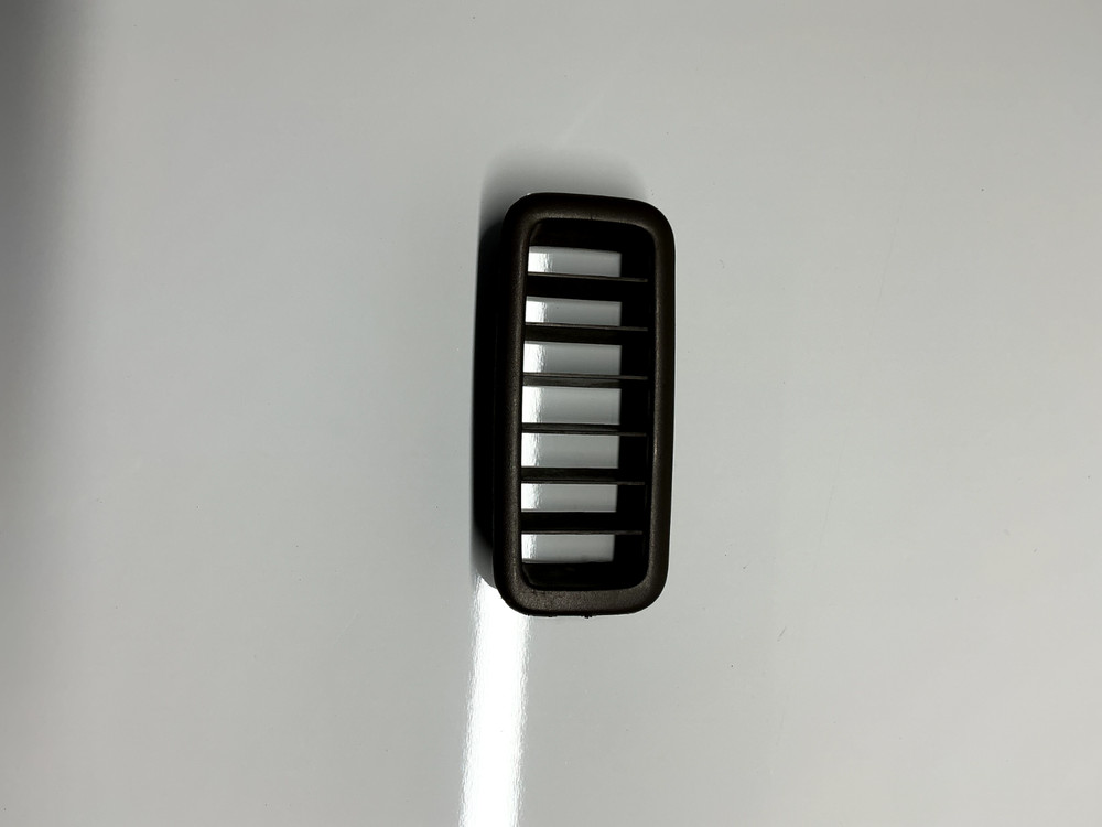 Volvo VNL Deflector 3175604