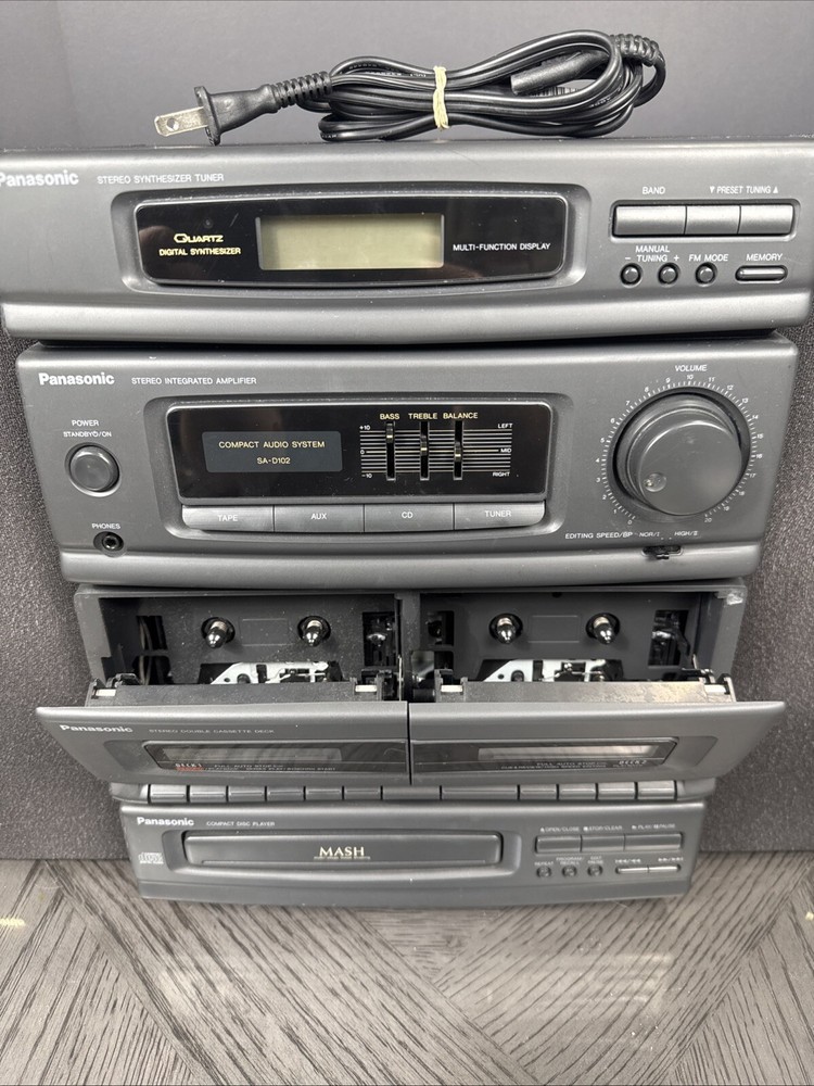 Vintage Panasonic Compact Audio System SA-D102
