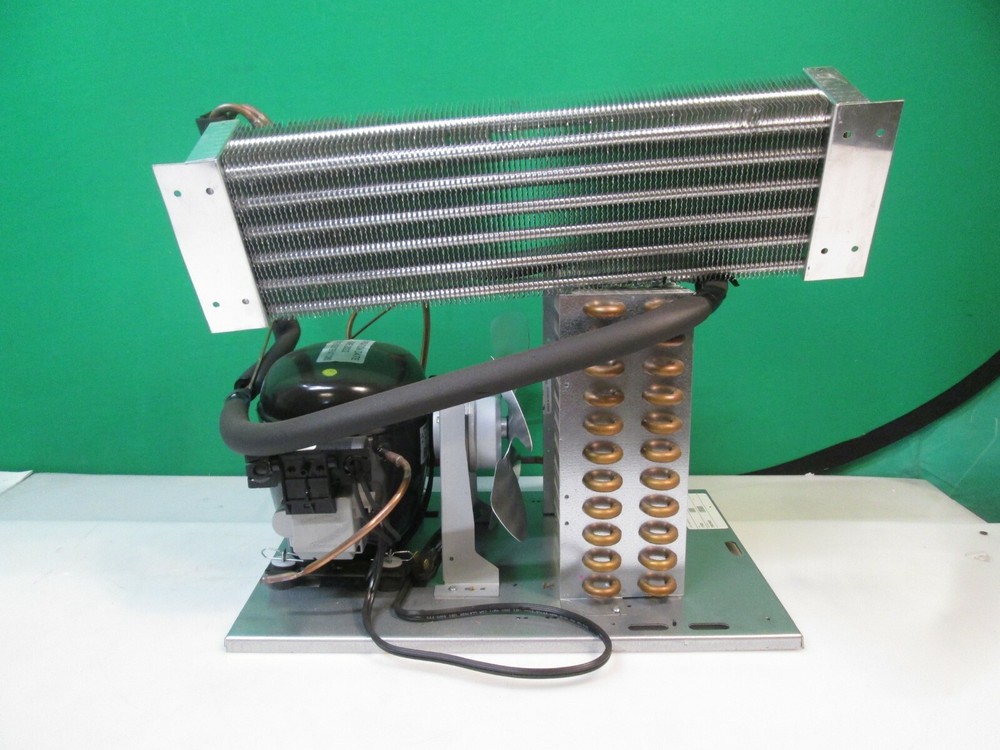 Crane Merchandising Systems Refrigeration Deck 1200 Unit 112405 NEW