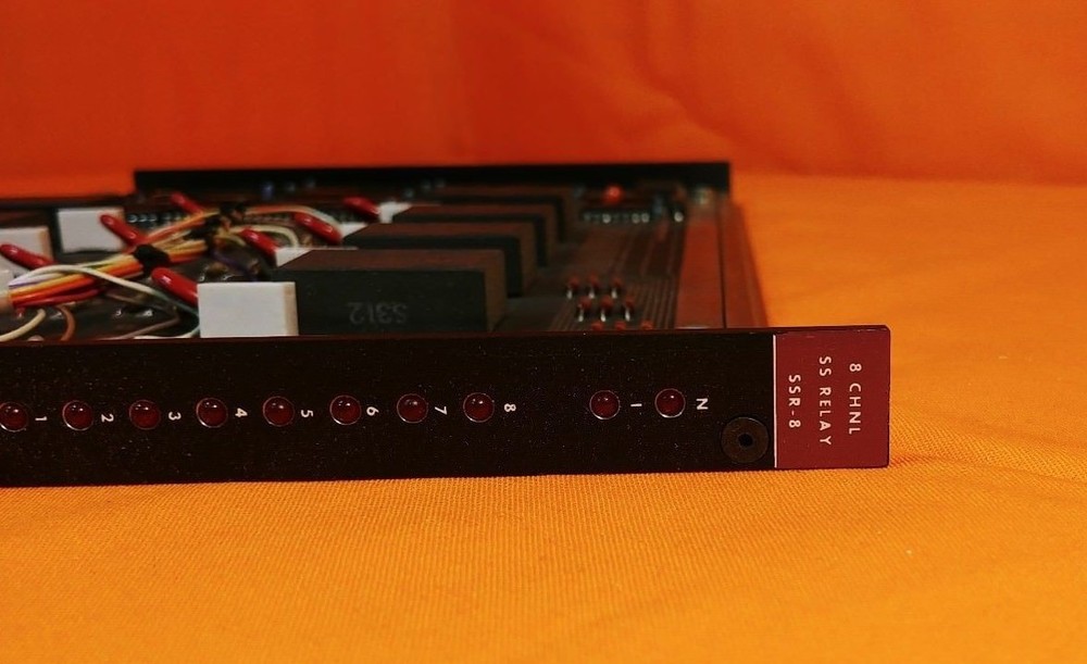 Standard Engineering Corp 8 Channel SS Relay SSR-8 Module