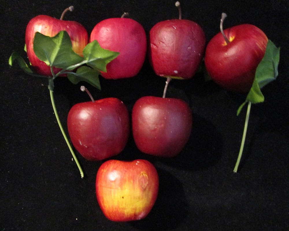 Apples- Mini Artificial-on string (New) plus bonus 7 medium sized (used) apples