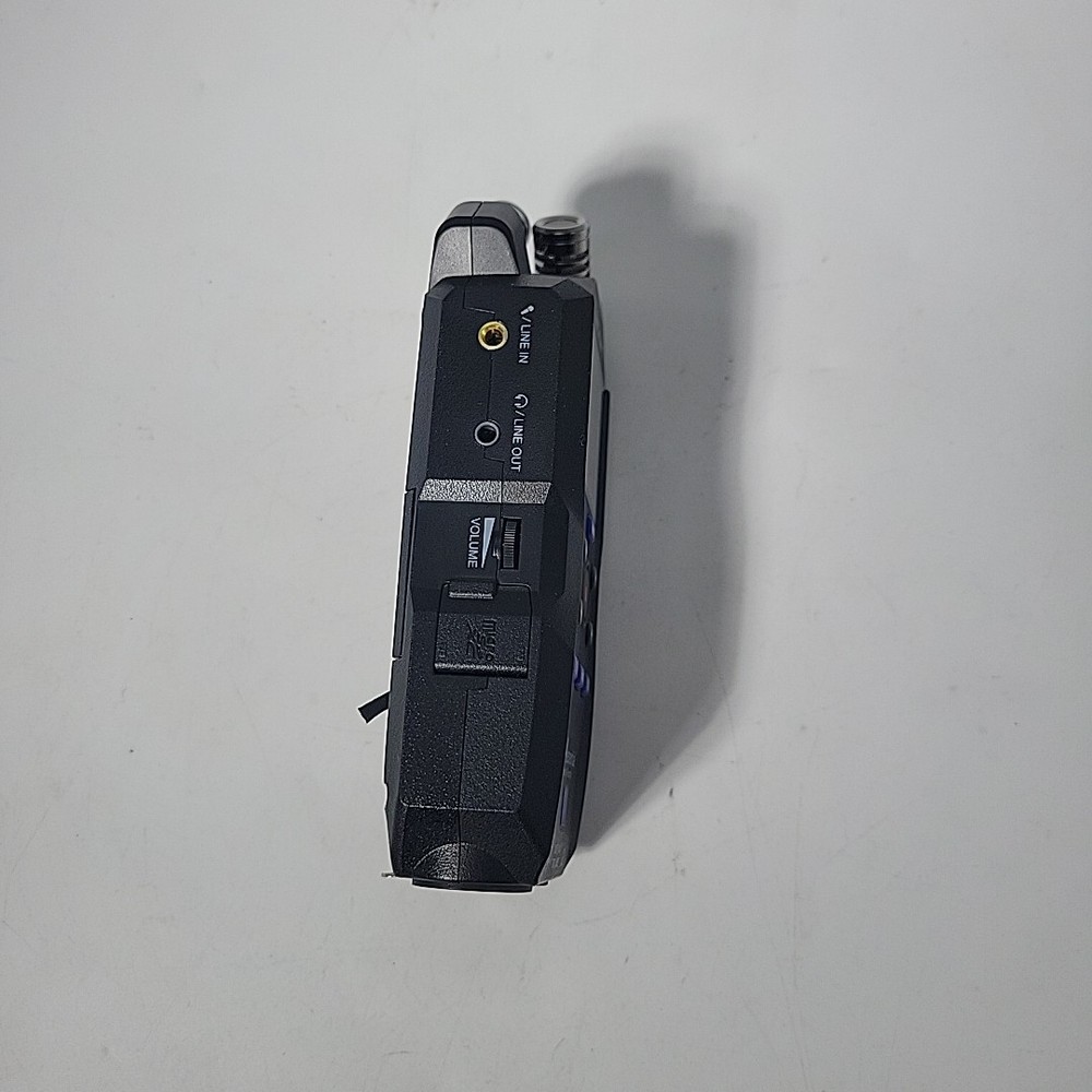 Zoom H4essential 4-Track 32-Bit Float Portable Audio Recorder