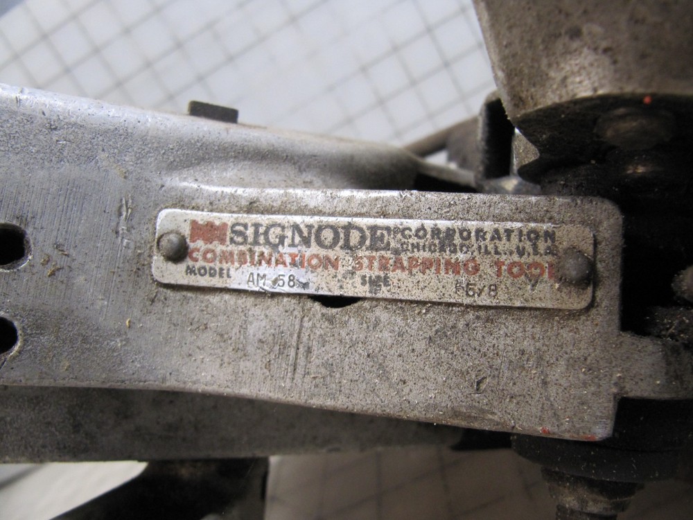 *As-Is Needs Work* Signode Strapping Tool AM-58 5/8"
