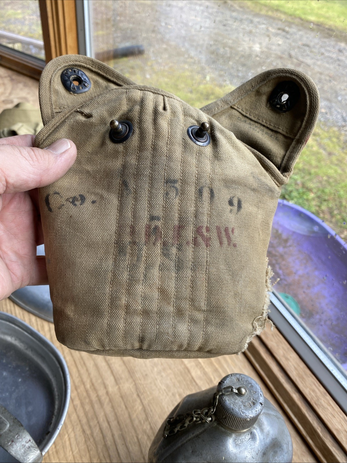 WW 1 Lot 1918 WWI- 11 POCKET GRENADE VEST W/1918 Mess Kit & Knife/Canteen & Cup