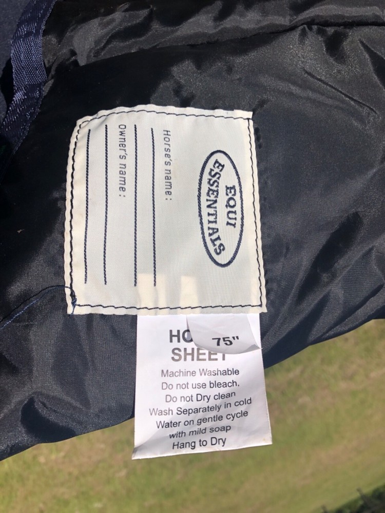 Equi-Essentials 600D Turnout, 75"