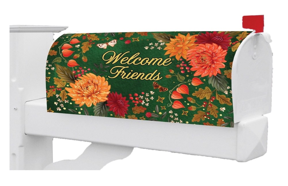 Mums on Green Mailbox Cover