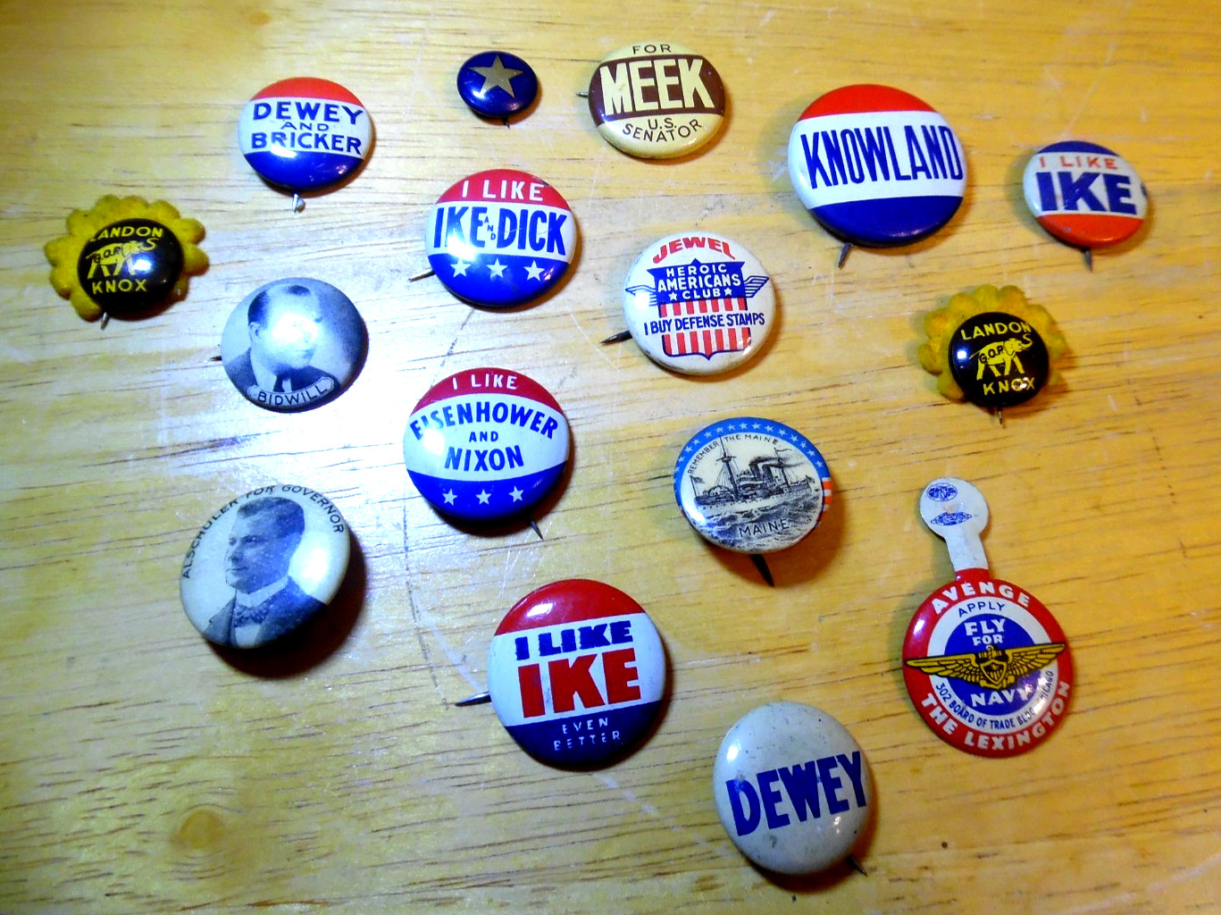 16 VINTAGE POLITICAL PINS IKE, DEWEY, MEEK,KNOWLAND, SCHULER, LANDON, KNOX ETC