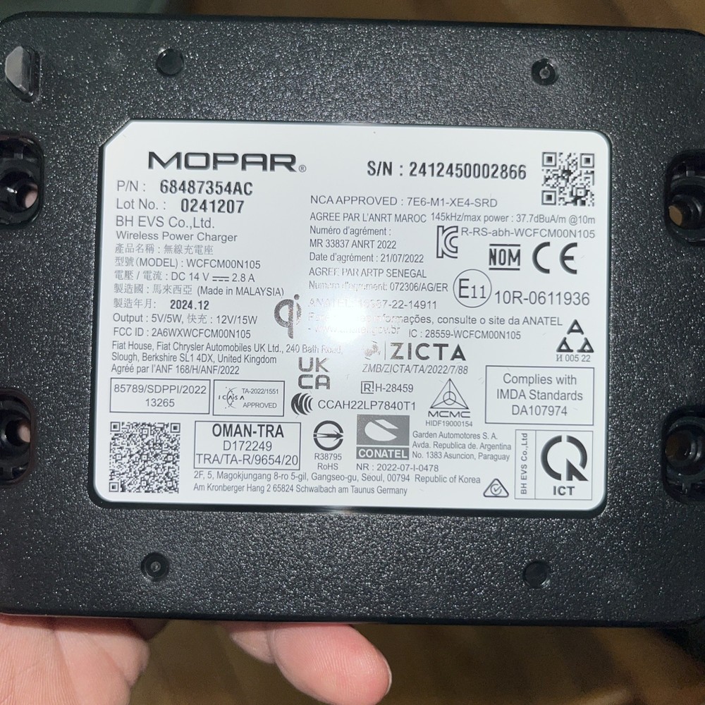 Mopar 68487355AB Wireless Device Charging System Module