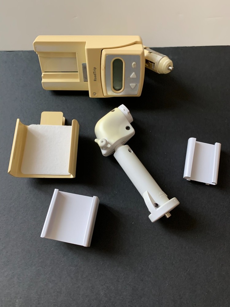 GRIFFIN RoadTrip FM Transmitter & Auto Charger for Apple iPod Tested