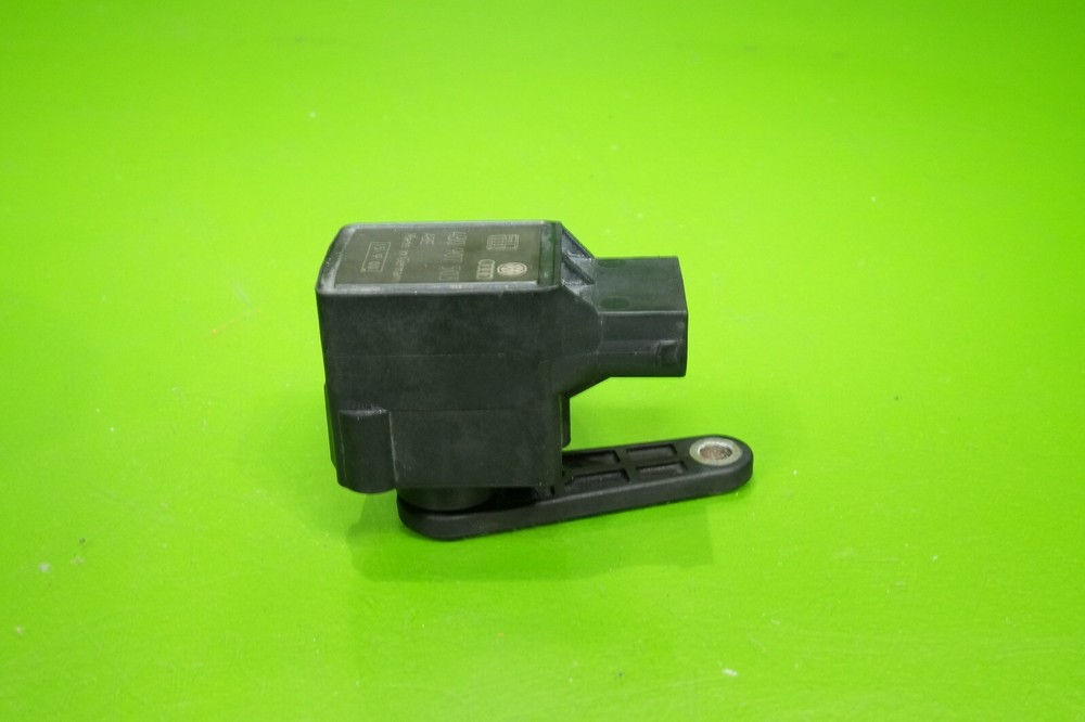 00-06 Audi TT OEM 4B0907503 headlight lamp level sensor control A8 A6 S4 S8
