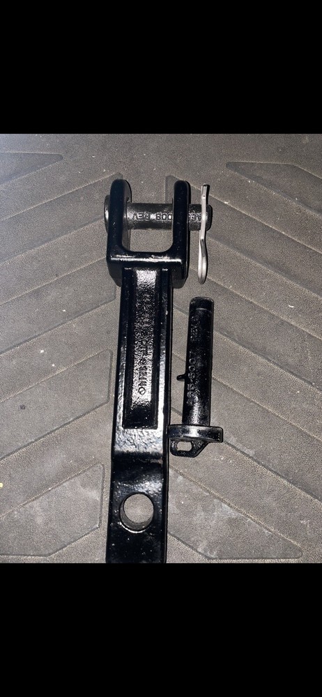 Set OEM Peterbilt / Kenworth Single Tow Hooks With Pull Pin & Frame Pin A20-6014