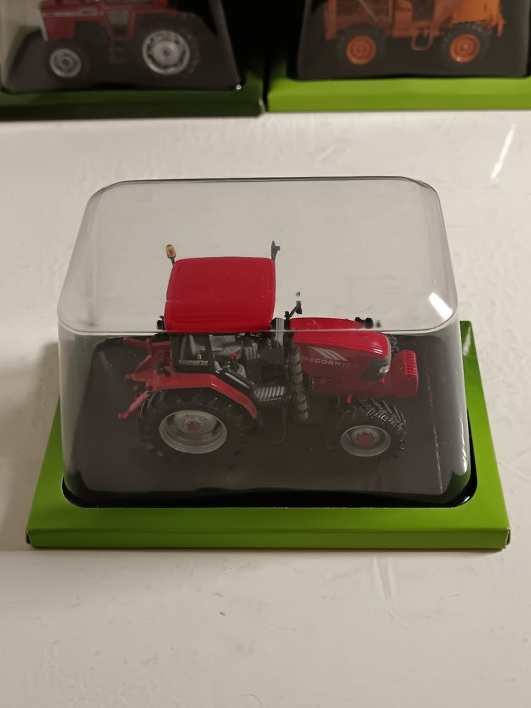 Hachette TRACTORS Model Farming Vehicles boxed