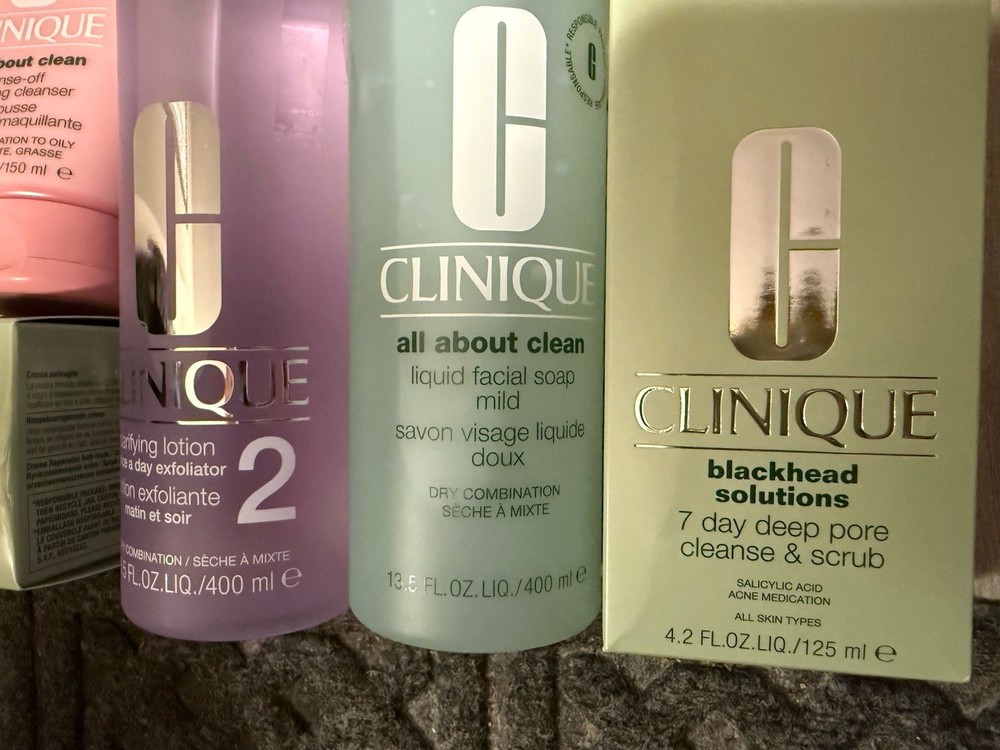 clinique gift set Everything In The Box