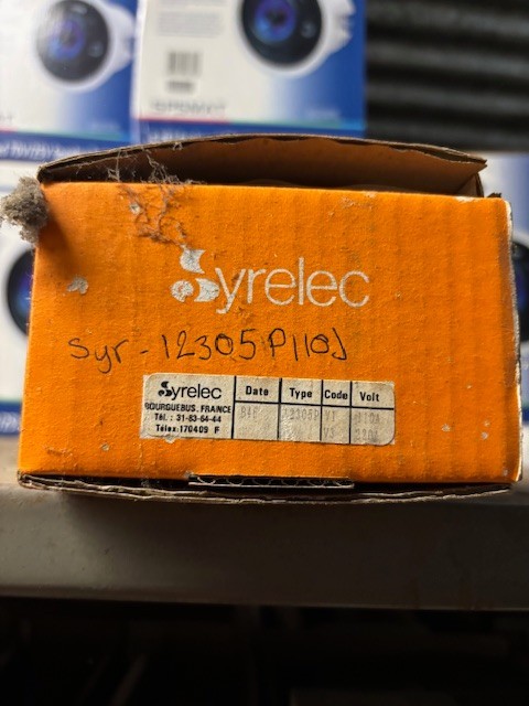 12305P-110V SYRLEC TACHOMETER NEW SURPLUS