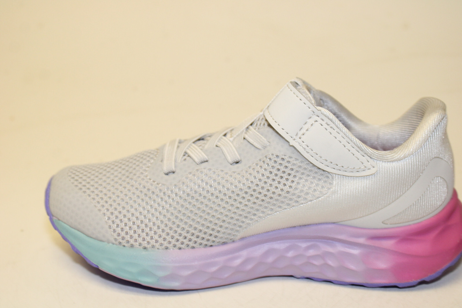 New Balance Fresh Foam NEW Arishi v4 Bungee Lace with Top Strap Girls Kids Youth