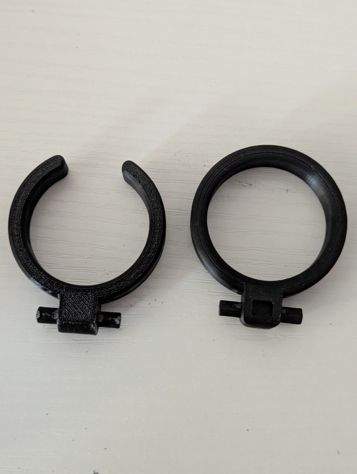 Moukey MTs10-2 Karaoke replacement microphone holder set -Black