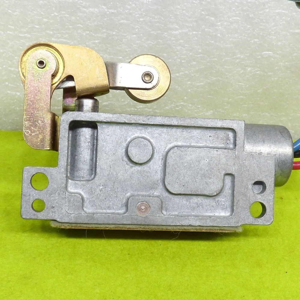 Honeywell bzln-2-rh microswitch micro switch