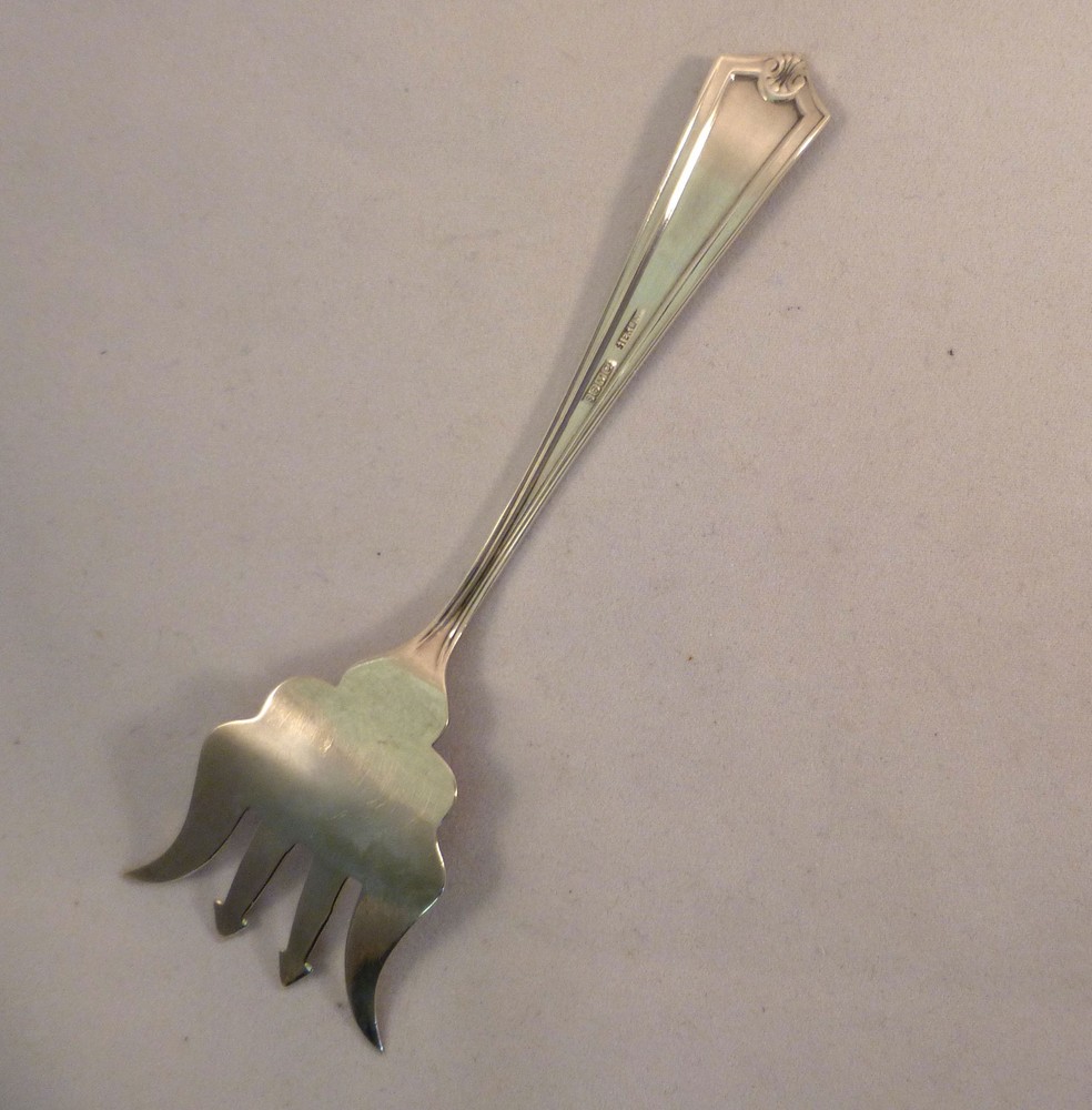 Potomac-Saart Bros Sterling Small Chipped Beef Fork