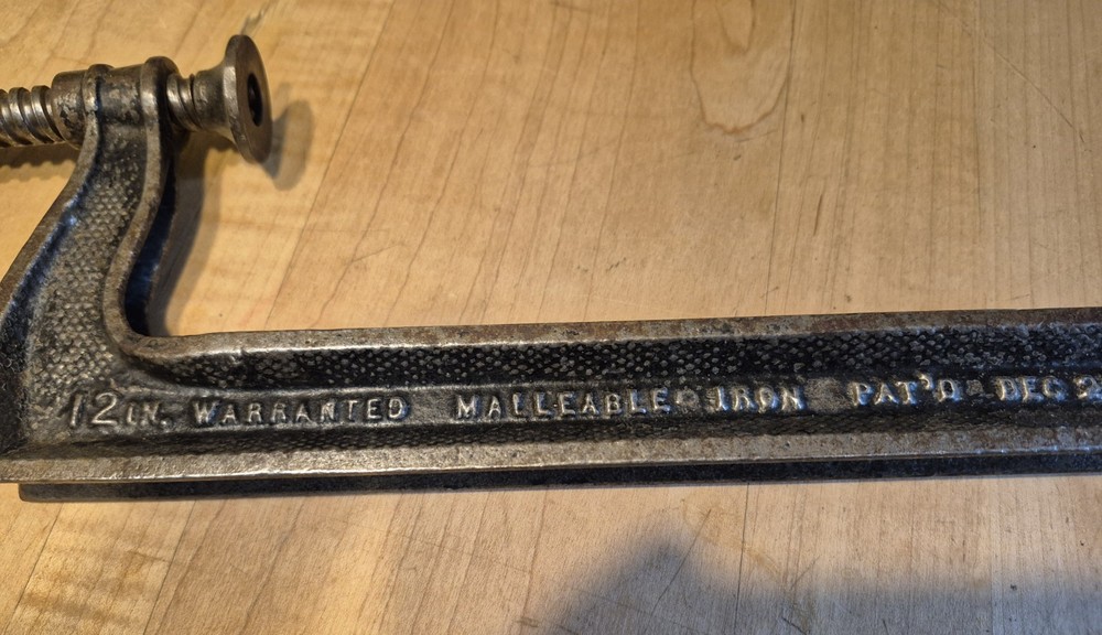 Shaw MFG 12" Selflocking Clamp