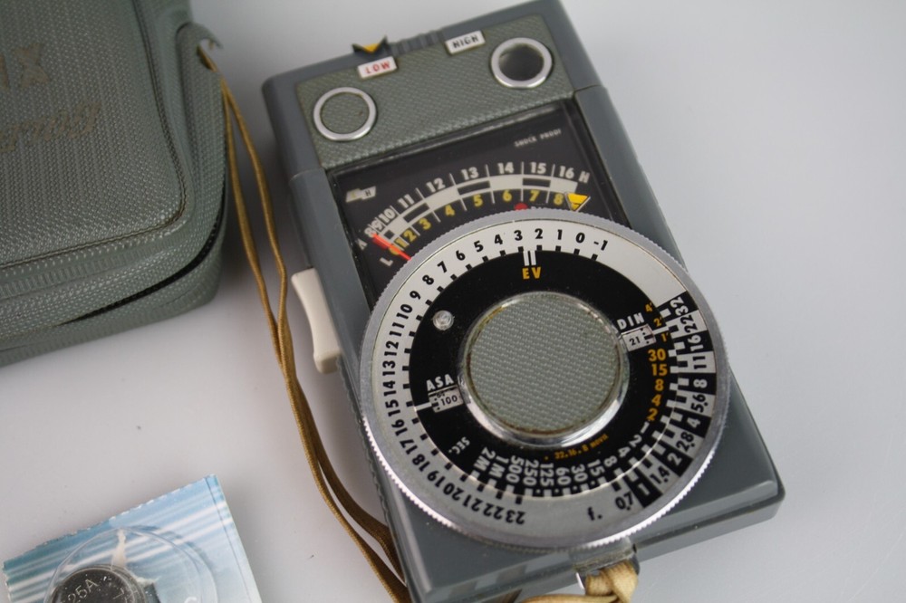 Gold Crest XL-7 Light Meter