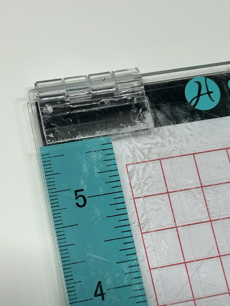 Hampton Art STAMP PERFECT Stamp Positioning Tool, 3 Magnets, Foam Insert
