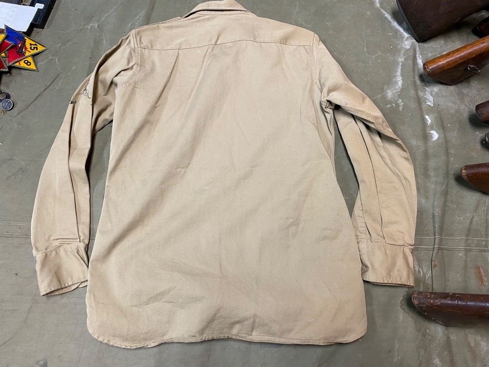 ORIGINAL WWII US ARMY OFFICER "KHAKI" CLASS A SHIRT- MEDIUM 40R