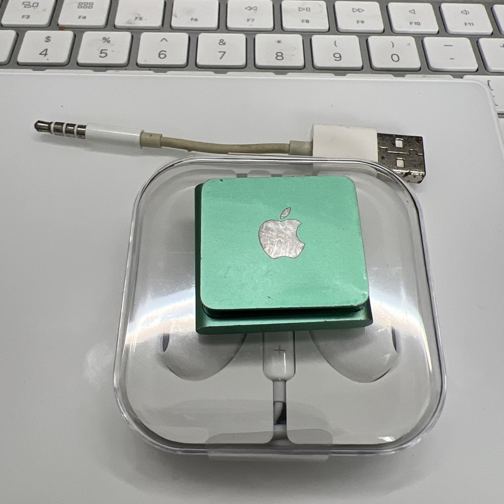 Apple iPod Green Shuffle 4th Gen. New Battery Installed