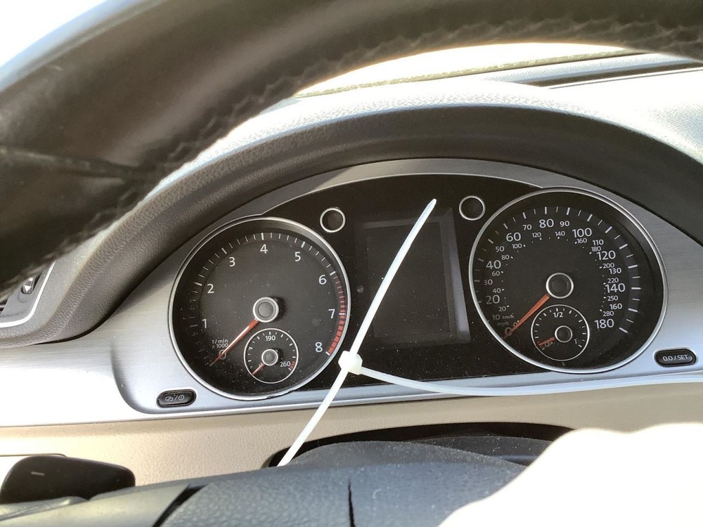 CC VOLKS 2015 Glove Box 4933300