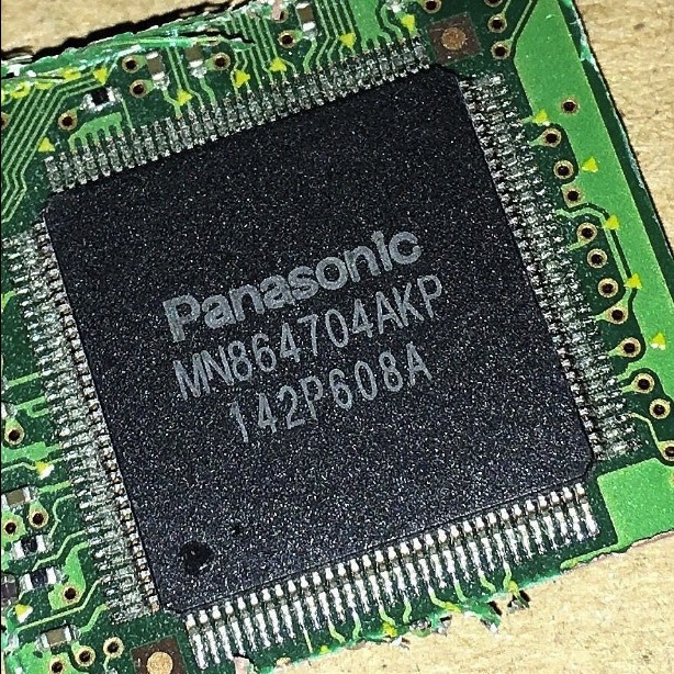 PANASONI MN864704AKP QFP RH