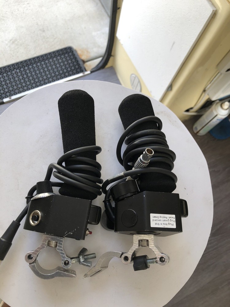 2 Varizoom Zoom And Electronic Focus Control