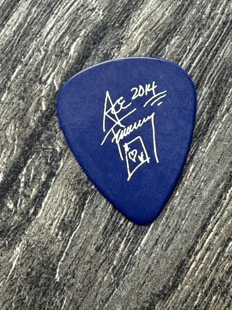 Kiss Guitar Pick ACE FREHLEY Space Invader Tour 2014 Blue White Vintage Kiss
