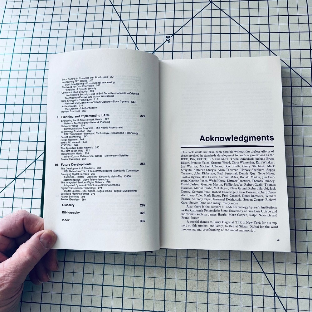 Microcomputer LANs Network Design & Implementation Book 1987 Vintage Computing