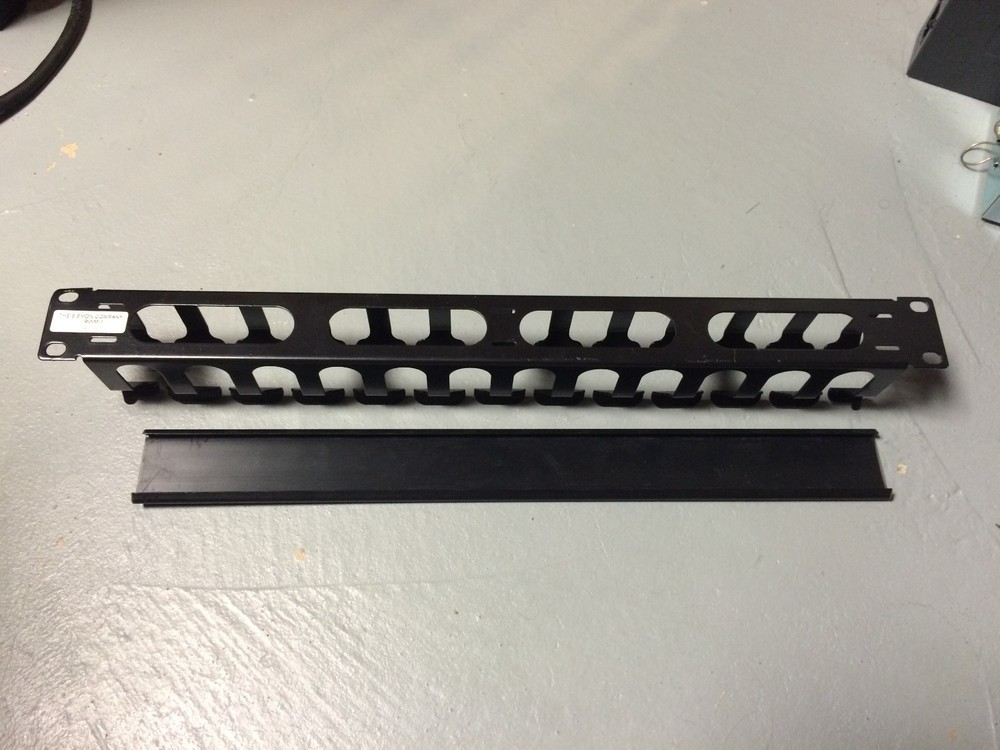 SIEMON RWM-1 1RU Horizontal Rack Cable Manager 19"