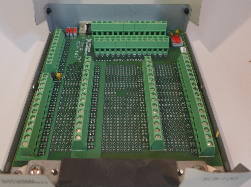 National Instruments SCB-100 Shielded Connector Block