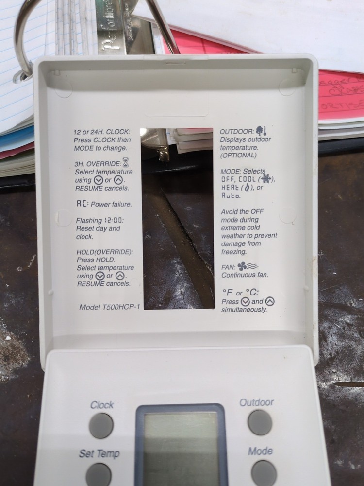 Johnson Controls T500HCP1 Programmable Thermostat White