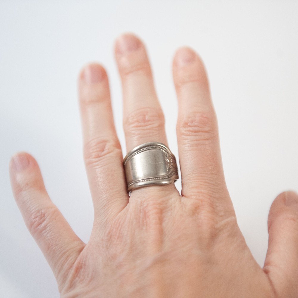 Handmade 2000s Y2K Silver Tone Spoon Ring Size 8
