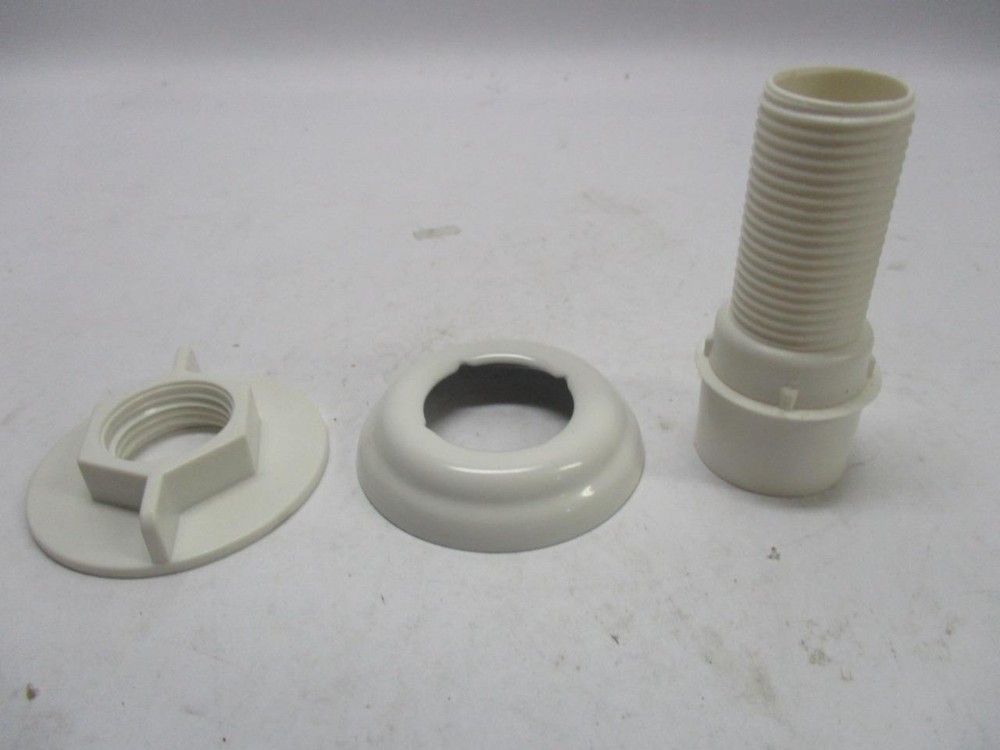 Danze White Spray Holder Set A504042WH