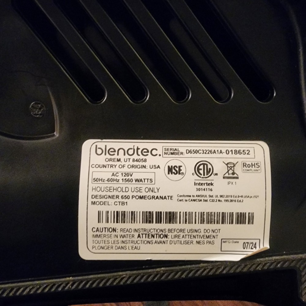 Blendtec Total Blender Designer Blender Model CTB1 Red