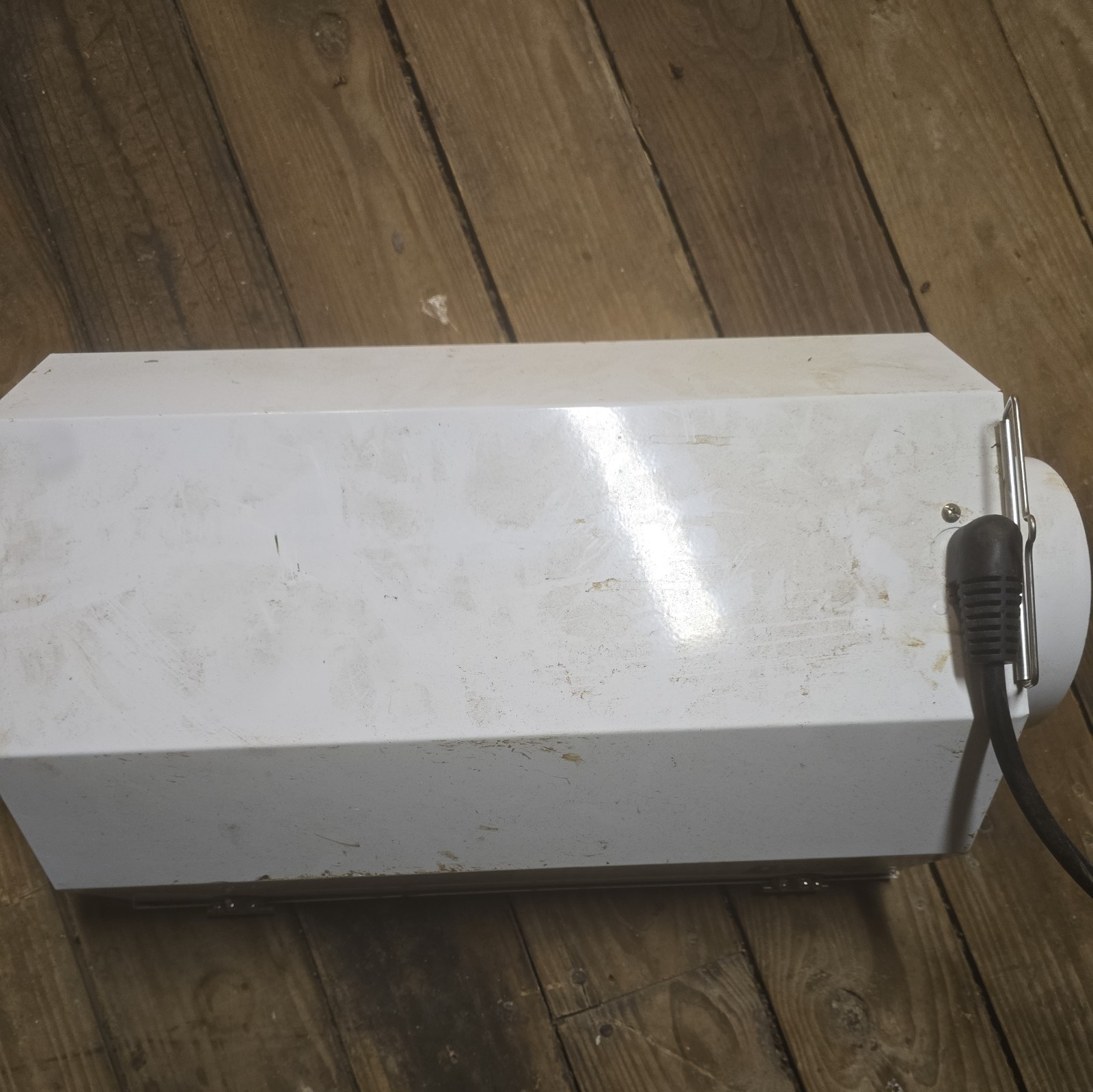 Hydrofarm 6" Vented Grow Light Reflector HPS MH DA6AC Used without lens