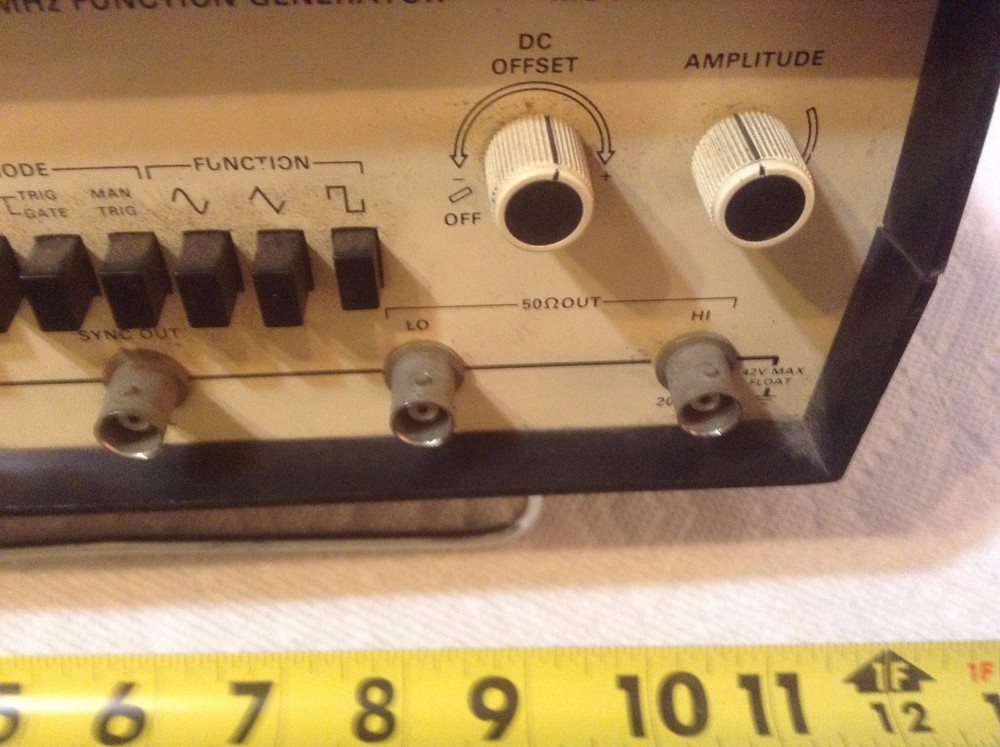 Wavetek 182 Function Generator