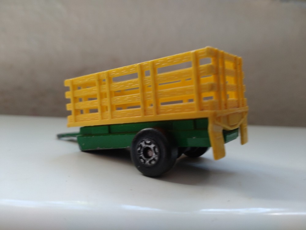 MATCHBOX CATTLE TRAILER 1979 #302