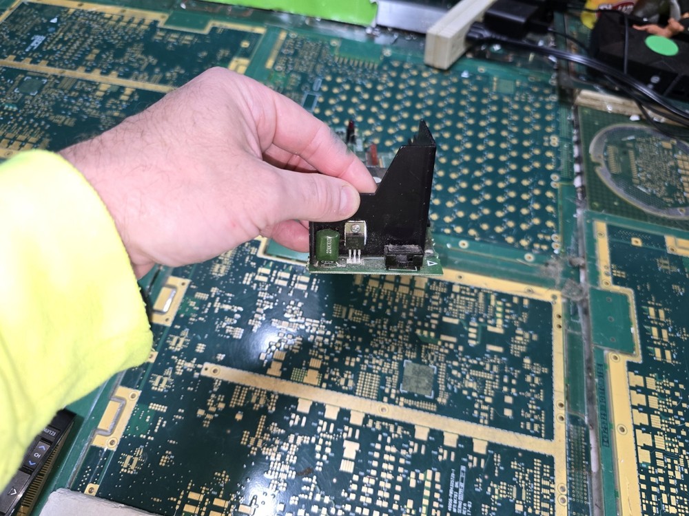Atari 400 DEFECTIVE DONOR-MISSING Componets-400 PWR Button Board-Untested-PARTS
