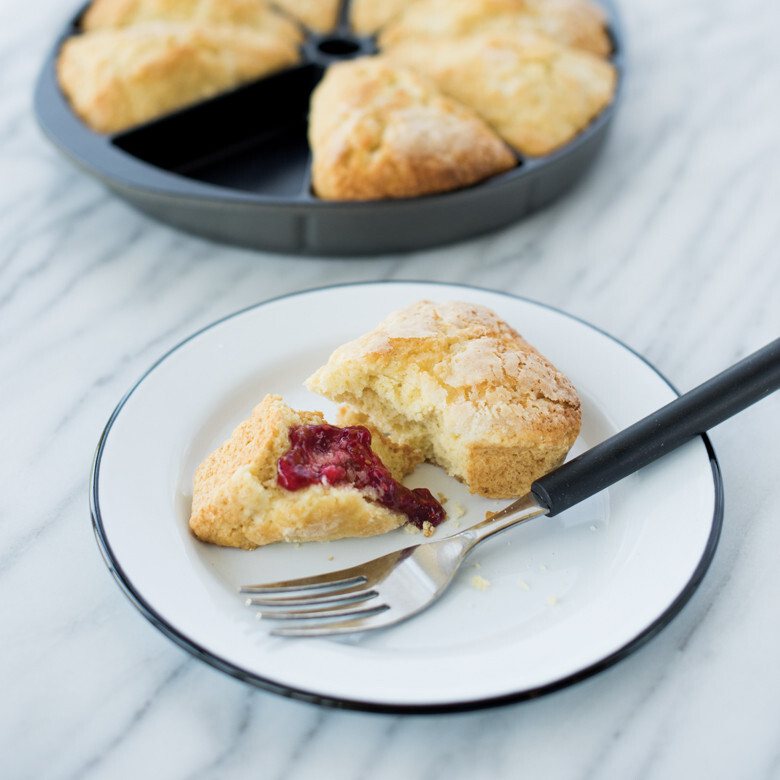 Nordic Ware Scottish Scone & Cornbread Pan