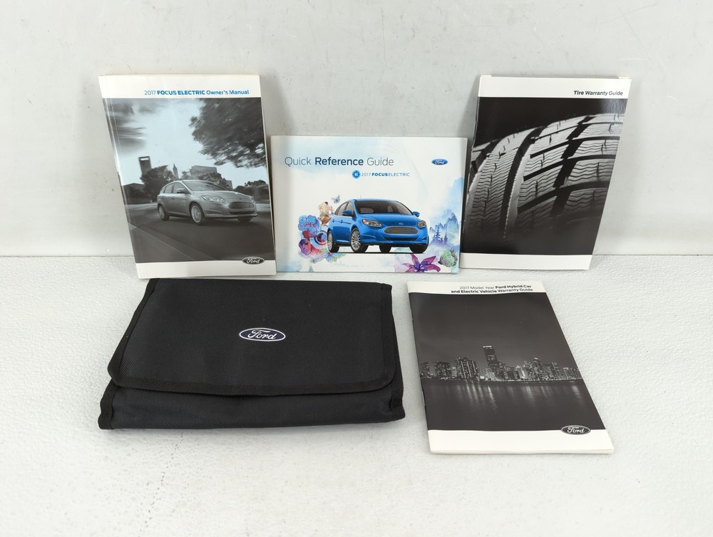 2017 Ford Focus Owners Manual Book Guide QNC49