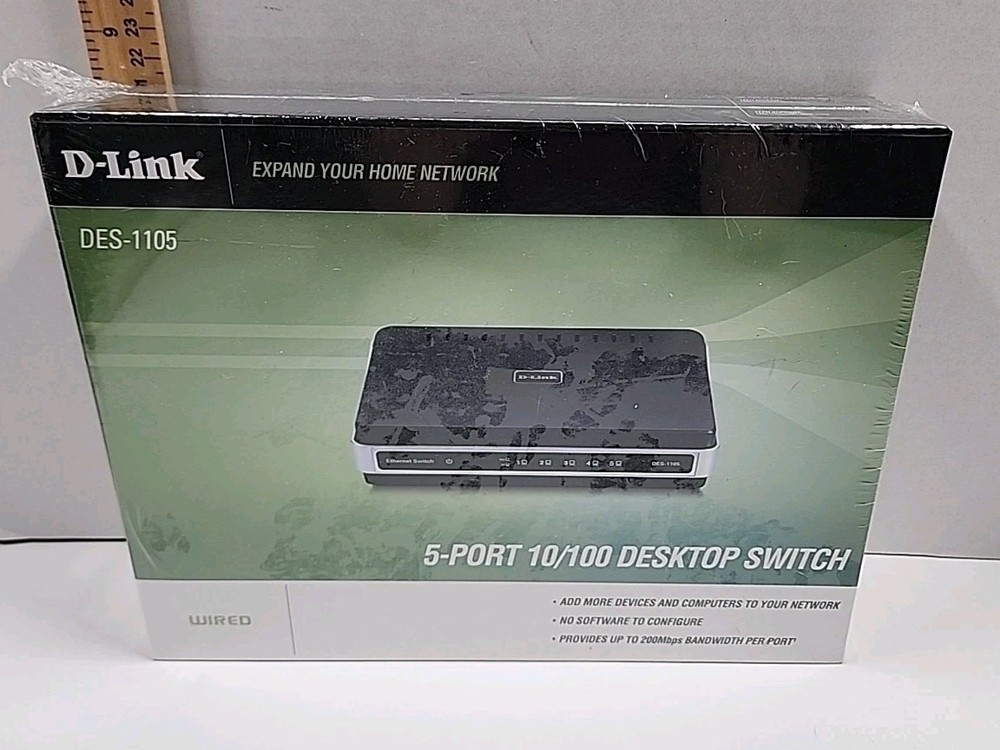 D-Link  DES (DES1105) 5-Ports External Switch, NIB