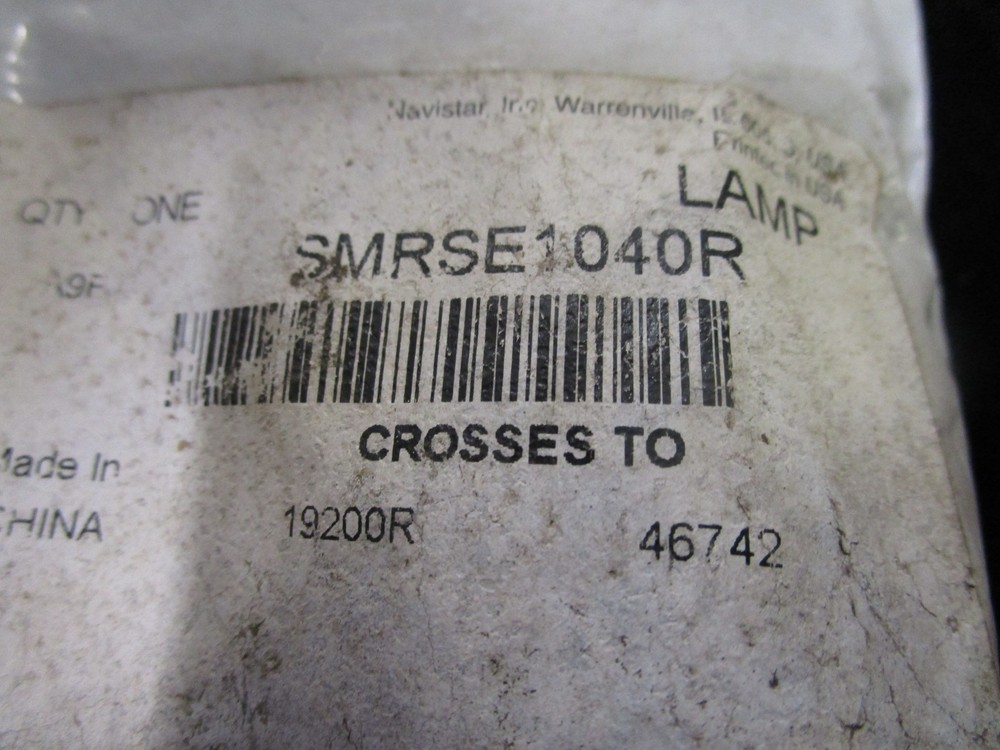 NOS Navistar SMRSE1040R Rectangular Seal Marker, Red