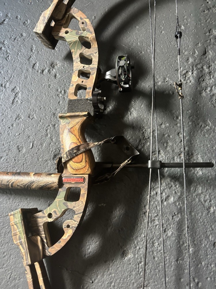 Jennings Buckmaster 2000 Compound Bow 2000 60# 28”